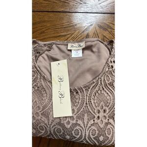 NWT Lace Dress, Tan,Brittany Ecru Lace Dress  with lining , S.M Wedding, Party‎